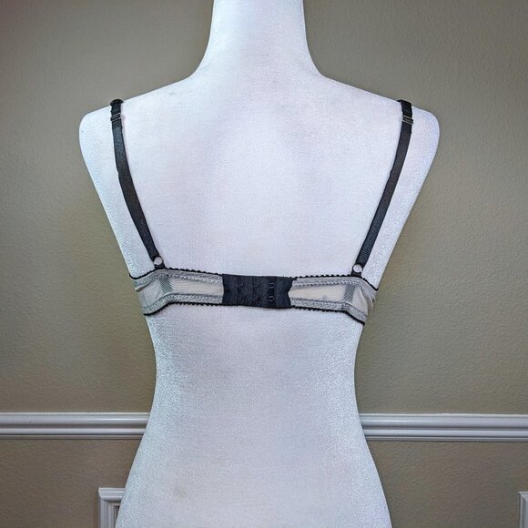 Ivory & Black Lace Bra by La Senza - Picture 4 of 5